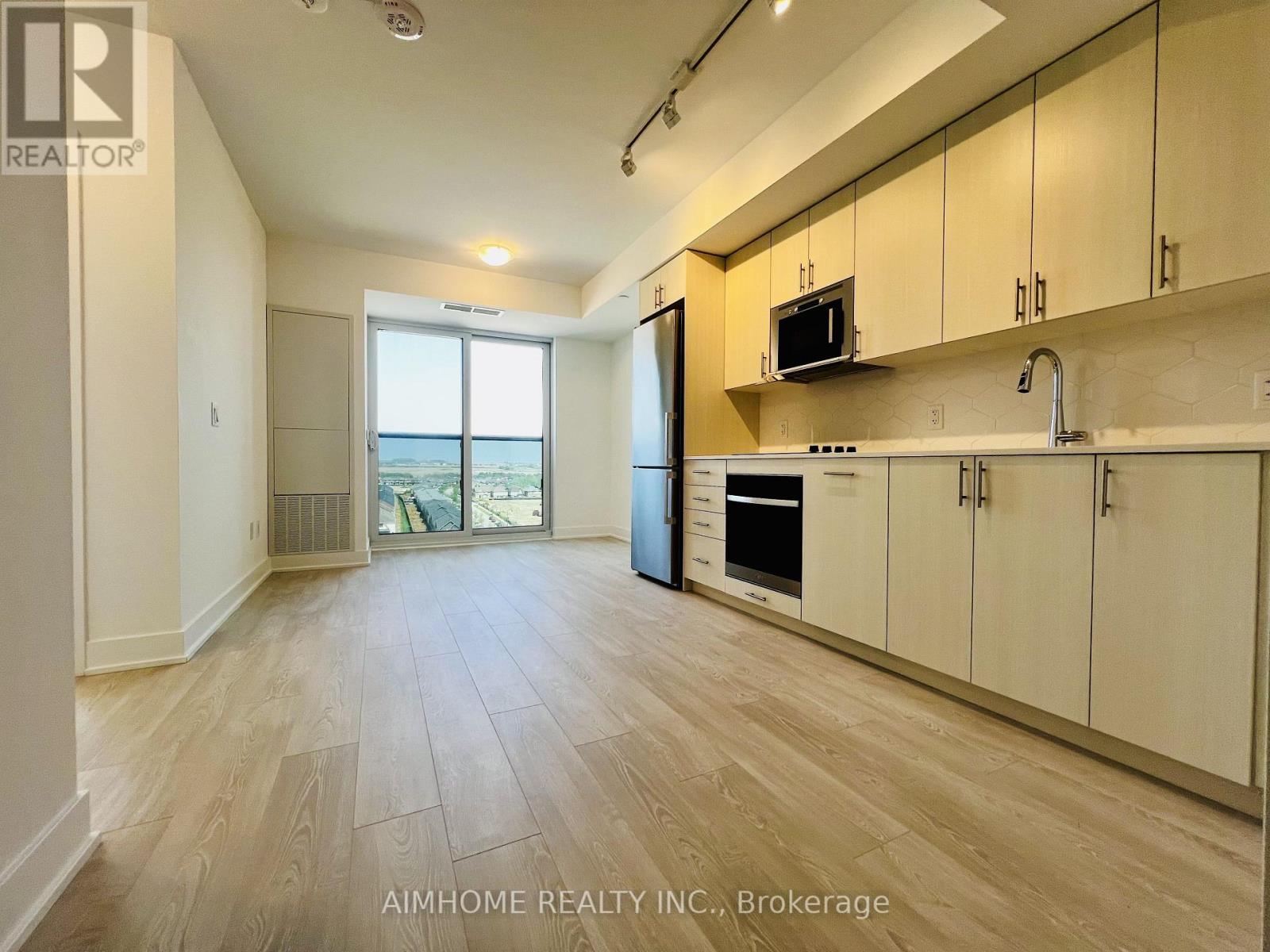 Property at 1003 - 2545 SIMCOE STREET N image 5