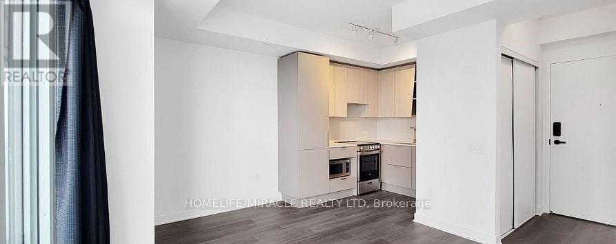 Property at 2910 - 3900 CONFEDERATION PARKWAY image 3