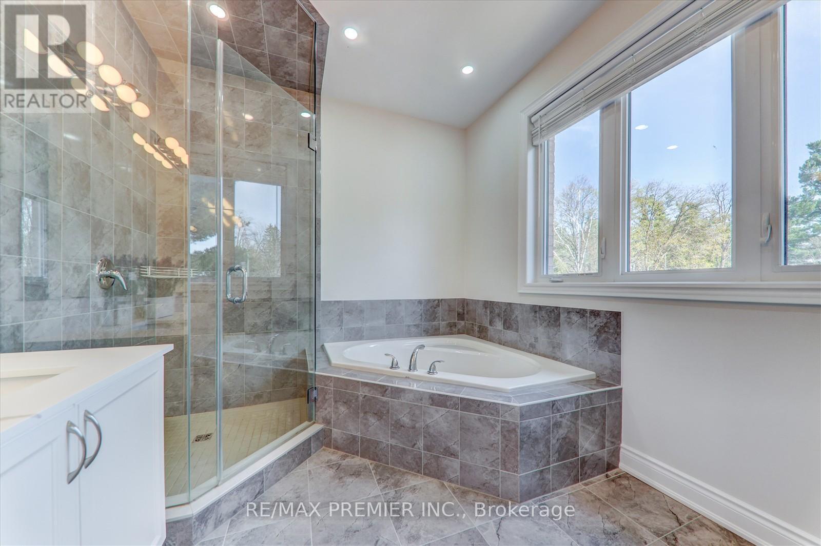 35 Bank Street, Essa, Ontario  L0M 1B0 - Photo 24 - N12156124