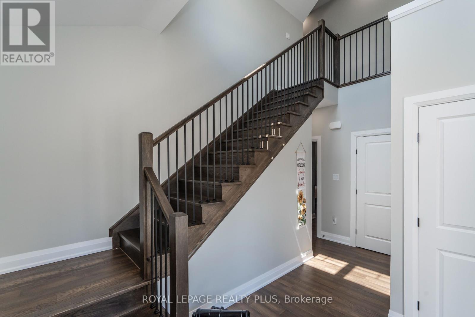 32 Navigator Road, Penetanguishene, Ontario  L9M 0W6 - Photo 22 - S12156073