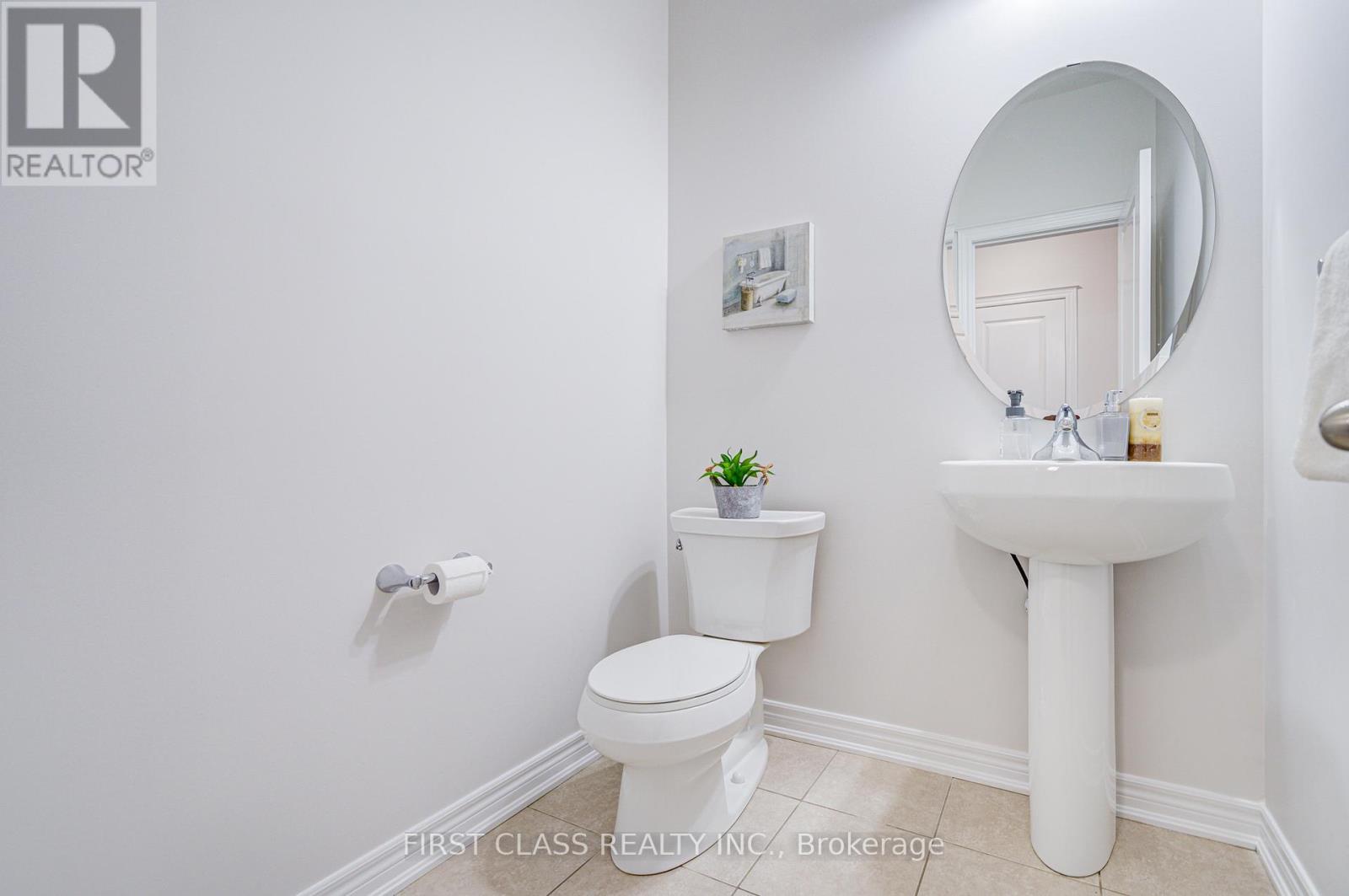 566 North Park Boulevard, Oakville, Ontario  L6M 0N7 - Photo 11 - W12156090