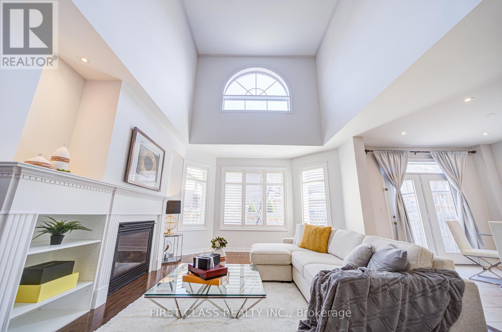 566 North Park Boulevard, Oakville, Ontario  L6M 0N7 - Photo 20 - W12156090