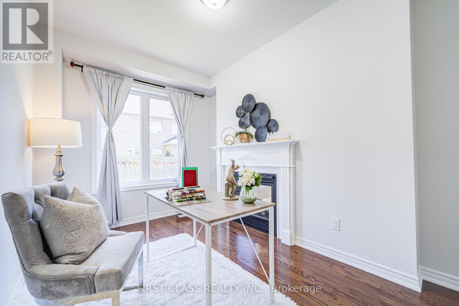 566 North Park Boulevard, Oakville, Ontario  L6M 0N7 - Photo 32 - W12156090