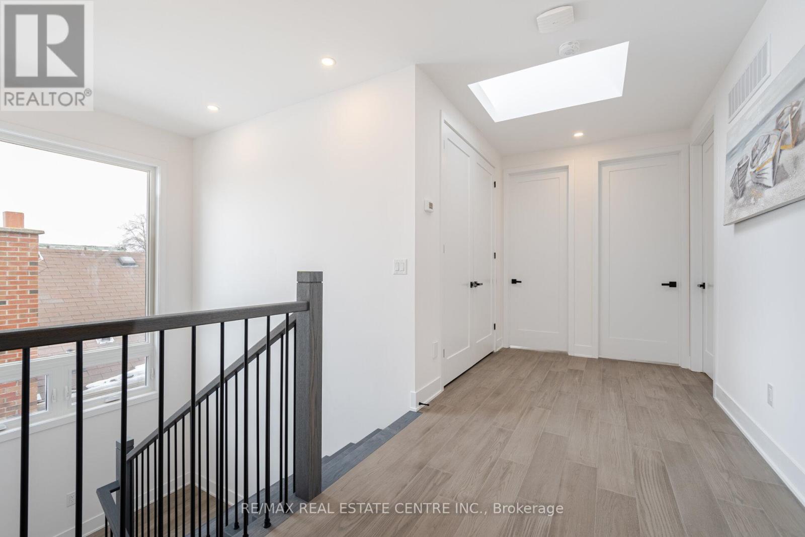 404 Melrose Street, Toronto, Ontario  M8Z 1H1 - Photo 30 - W12156114