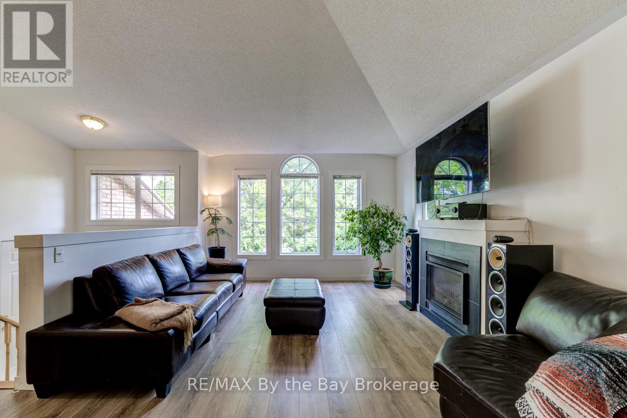 309 Balsam Street, Collingwood, Ontario  L9Y 5B9 - Photo 7 - S11903313
