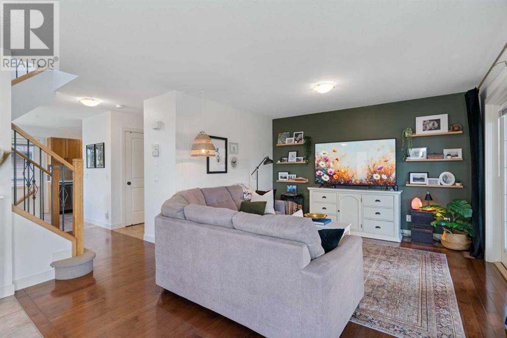 Property at 2526 Eversyde Avenue SW image 5