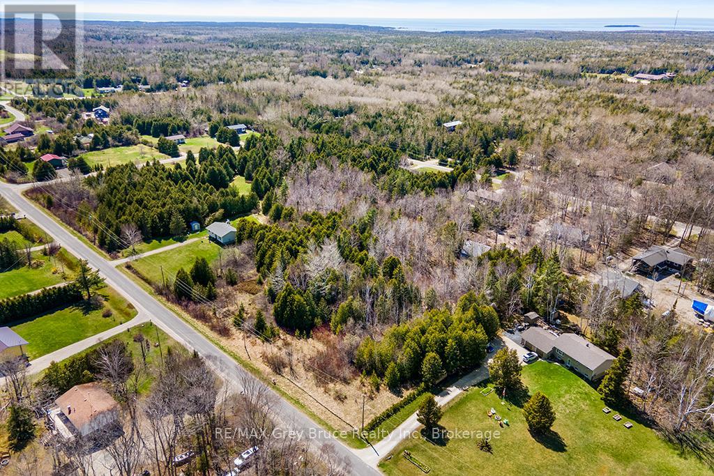 57 Maple Golf Crescent, Northern Bruce Peninsula, Ontario  N0H 2R0 - Photo 42 - X11956564