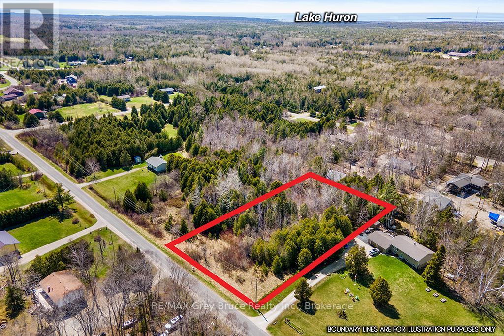 57 Maple Golf Crescent, Northern Bruce Peninsula, Ontario  N0H 2R0 - Photo 41 - X11956564