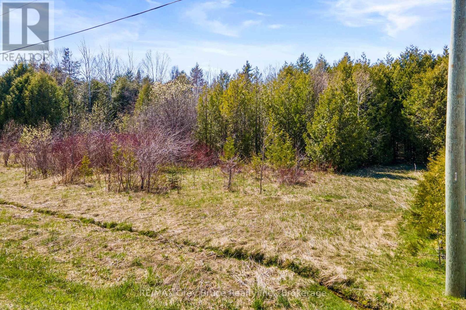 57 Maple Golf Crescent, Northern Bruce Peninsula, Ontario  N0H 2R0 - Photo 8 - X11956564