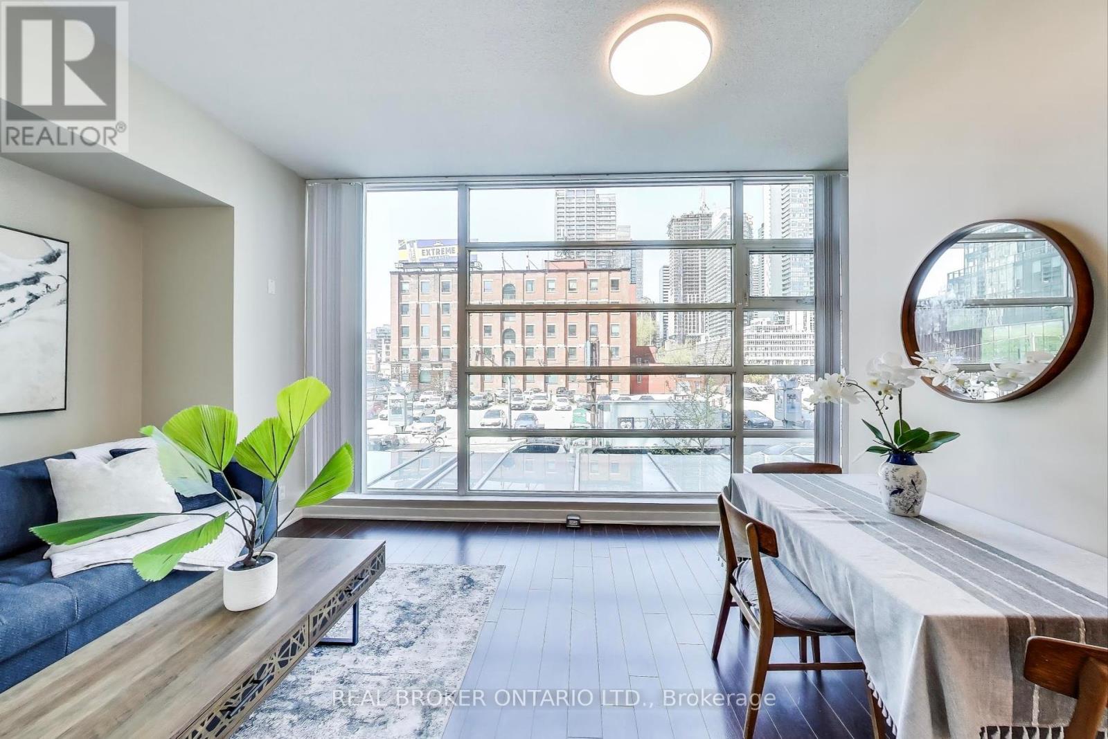 210 - 397 FRONT STREET W, Toronto, Ontario