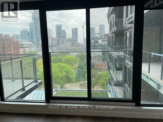 734 - 505 Richmond Street, Toronto, Ontario  M5V 0P4 - Photo 4 - C12153420