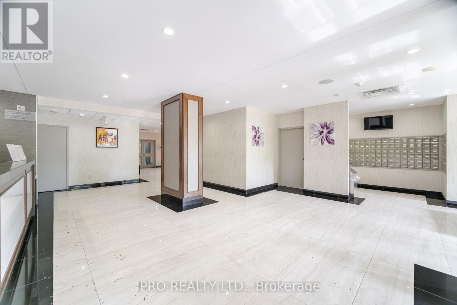 1904 - 350 Rathburn Road W, Mississauga, Ontario  L5B 3Y2 - Photo 41 - W12149316