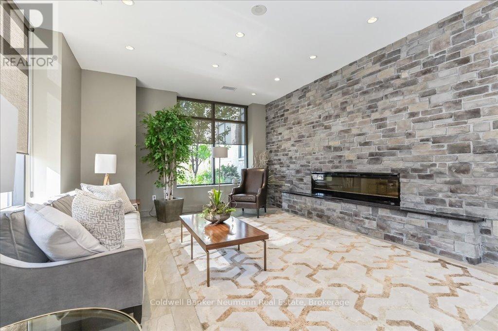 Property at 1607 - 160 MACDONELL STREET image 3
