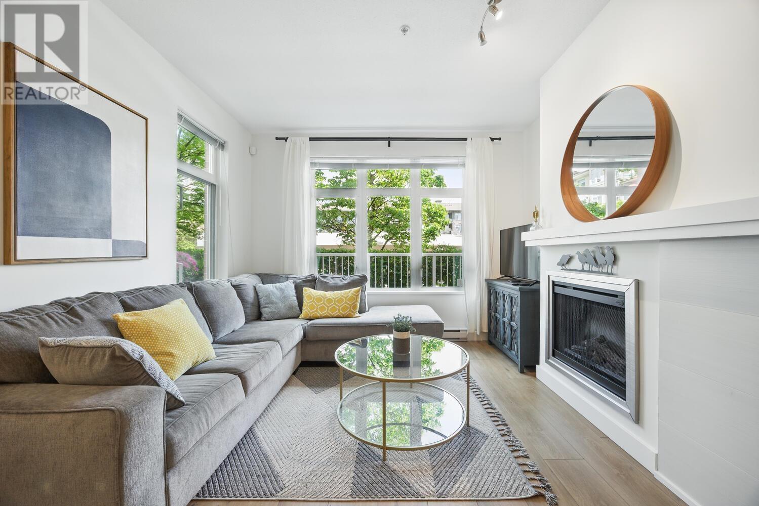 117 2368 MARPOLE AVENUE, Port Coquitlam, British Columbia