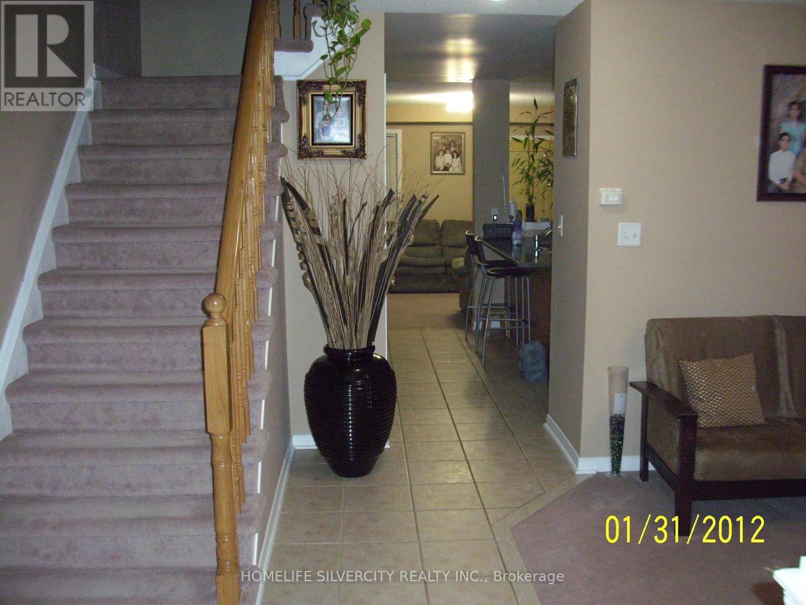 107 Cadillac Crescent, Brampton, Ontario  L7A 3B5 - Photo 3 - W12154865