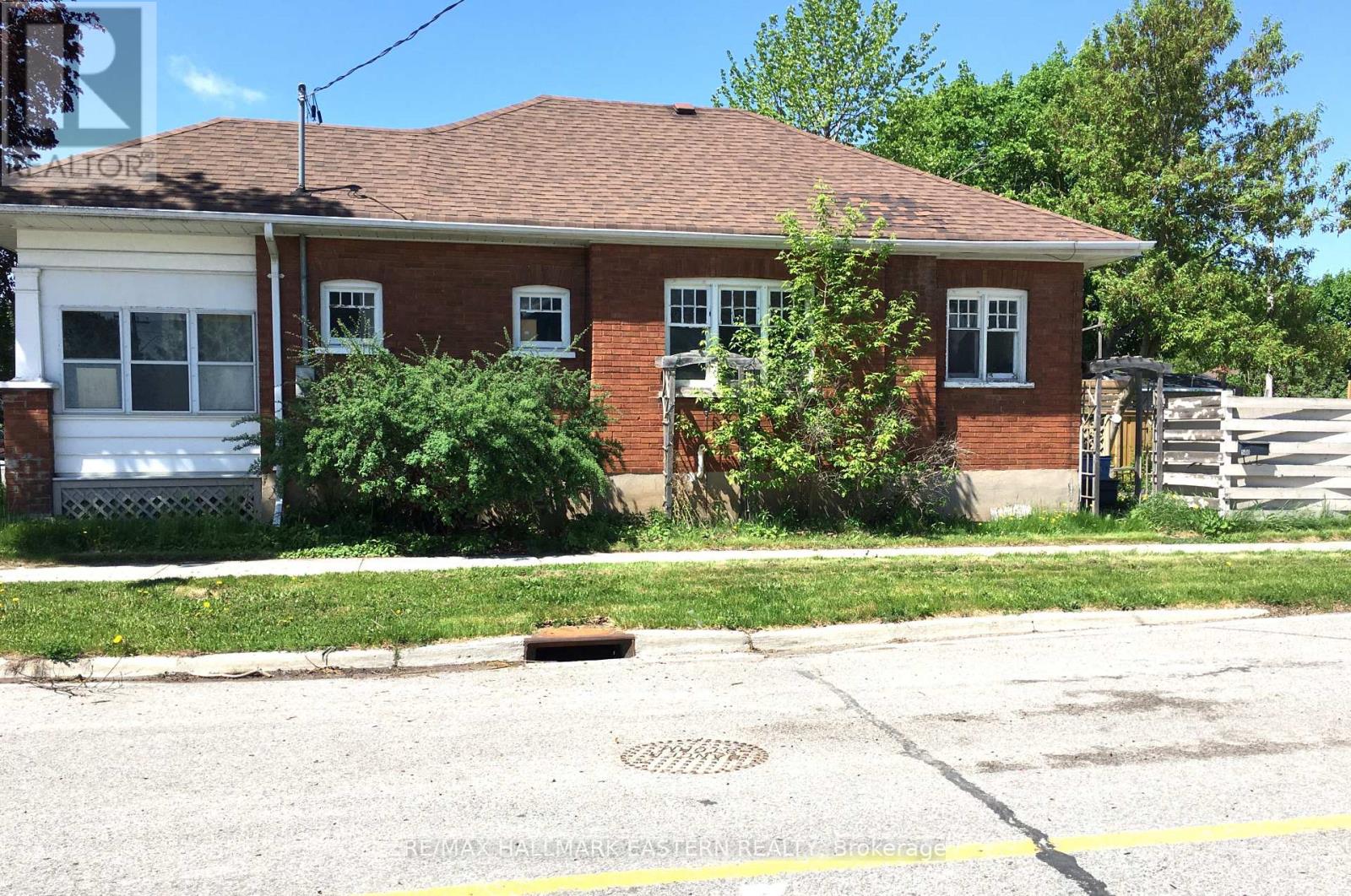 Property at 500 ROMAINE STREET image 3