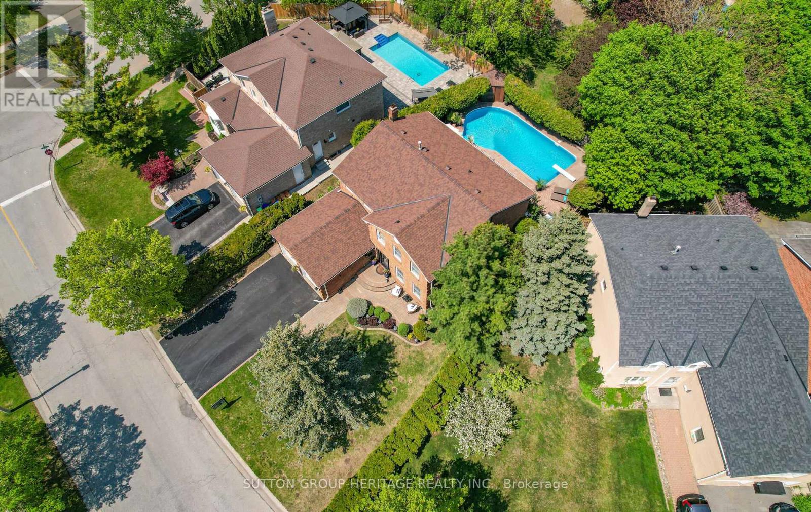 604 Weyburn Square, Pickering (Amberlea), Ontario  L1V 3V4 - Photo 43 - E12156135