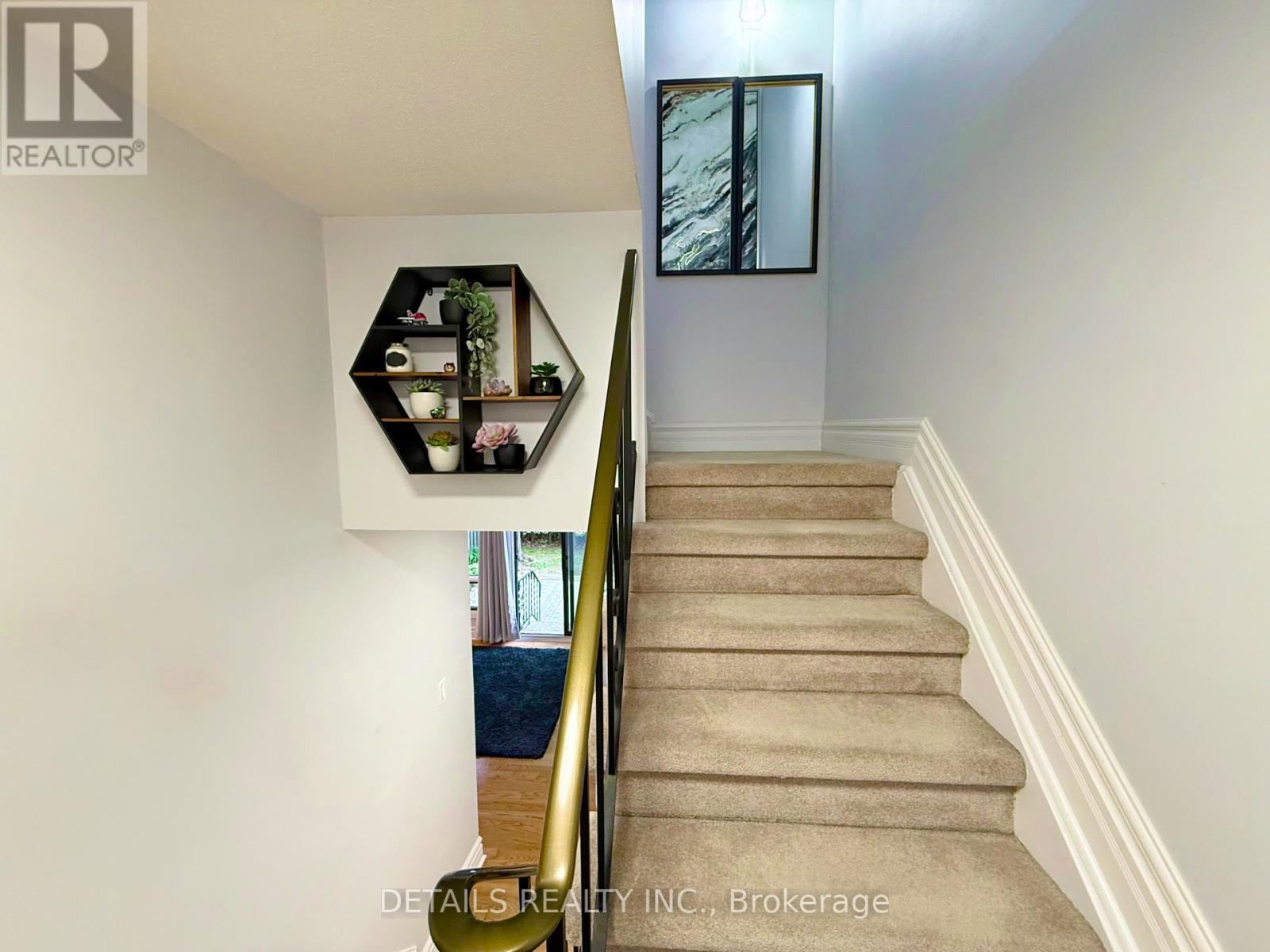 10 - 2 Bertona Street, Ottawa, Ontario  K2G 0W2 - Photo 20 - X12153456
