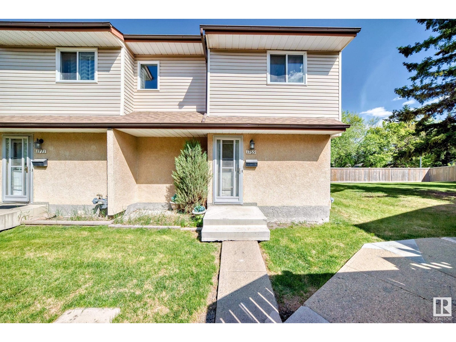 Property at 1769 LAKEWOOD S NW image 3