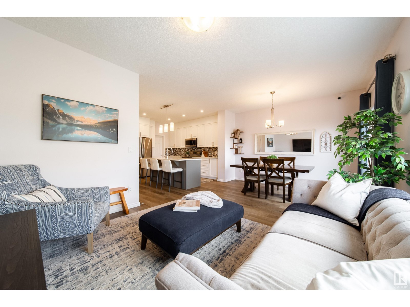 1357 Erker Cr Nw, Edmonton, Alberta  T6M 1J4 - Photo 4 - E4437132