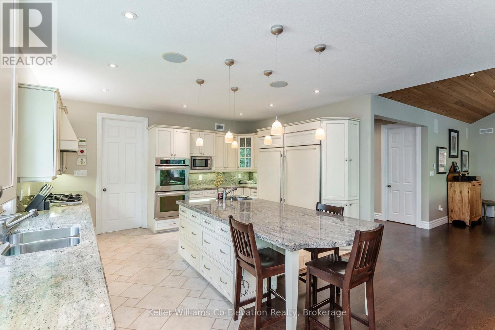 25 Copeland Creek Drive, Tiny, Ontario  L9M 0M3 - Photo 8 - S12156181
