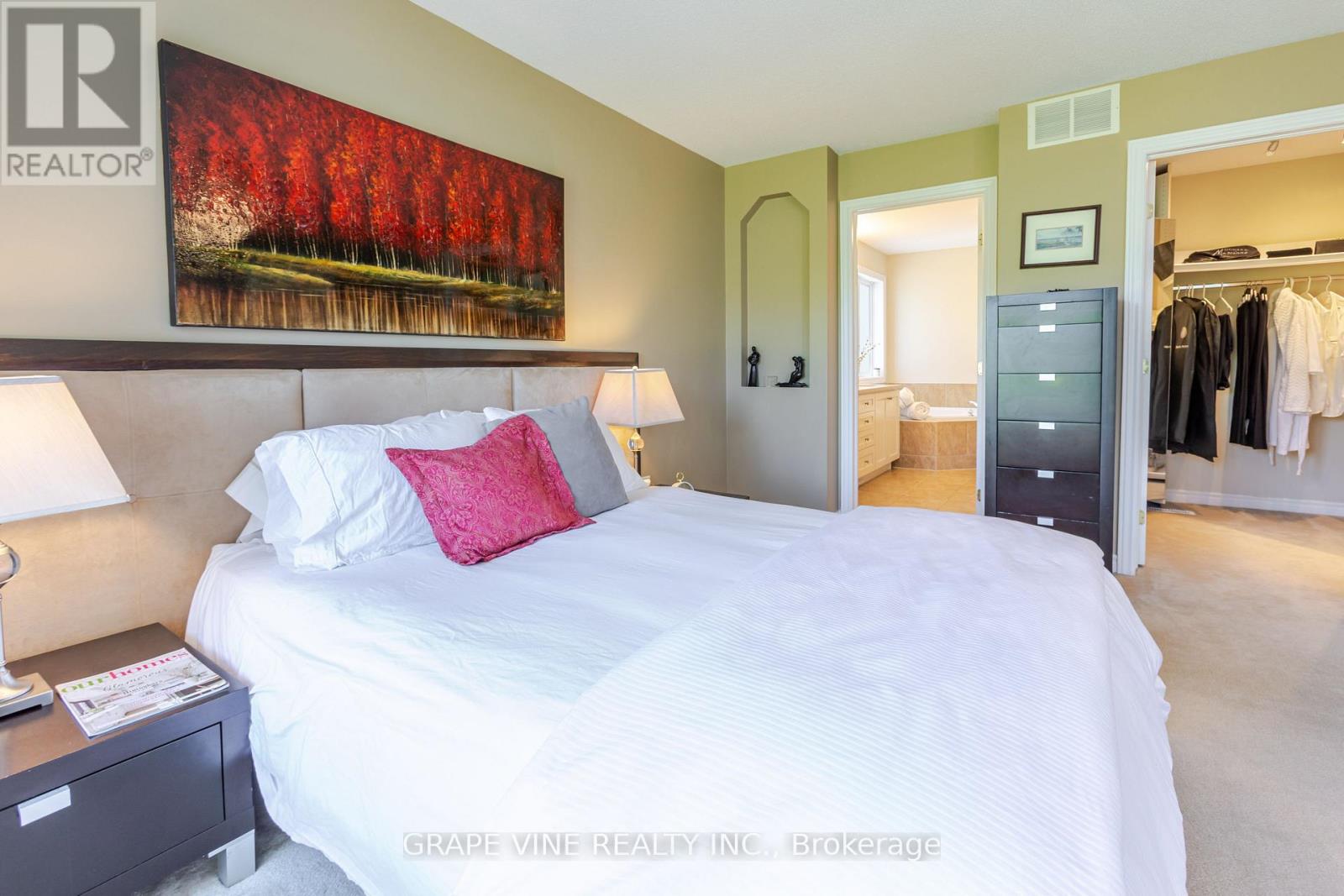22 Blackshire Circle, Ottawa, Ontario  K2J 5L8 - Photo 24 - X12156170