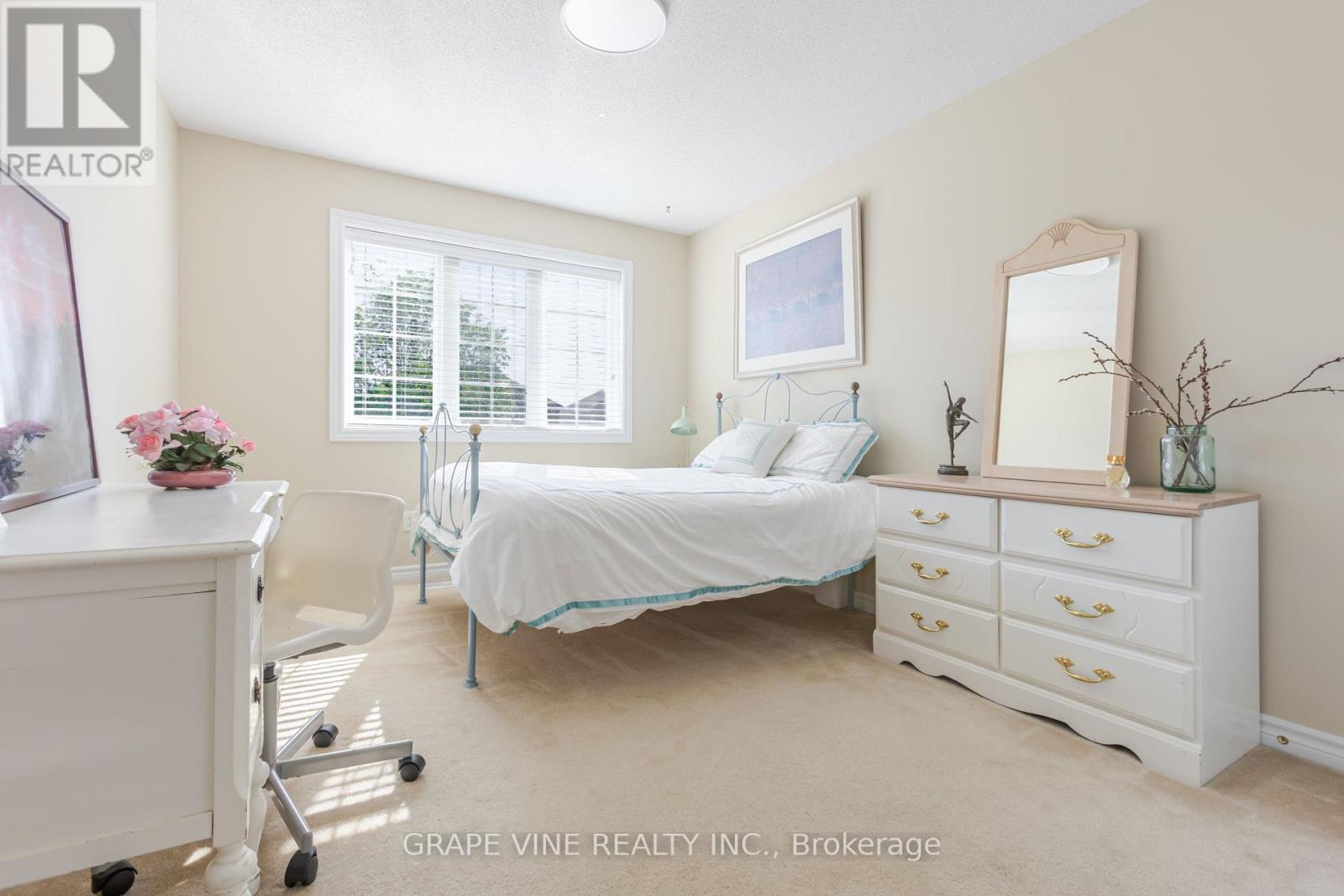 22 Blackshire Circle, Ottawa, Ontario  K2J 5L8 - Photo 31 - X12156170