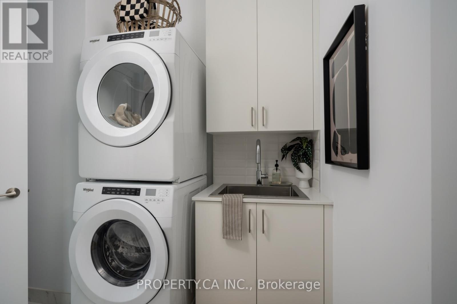 Sph12 - 1 Edgewater Drive, Toronto, Ontario  M5A 0L1 - Photo 24 - C12156180