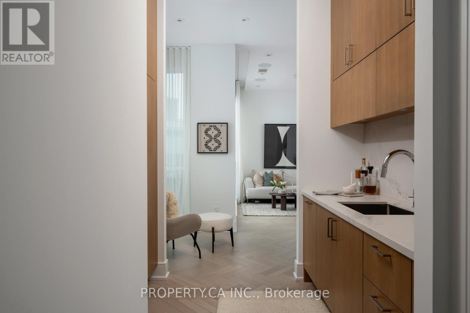 Sph12 - 1 Edgewater Drive, Toronto, Ontario  M5A 0L1 - Photo 26 - C12156180