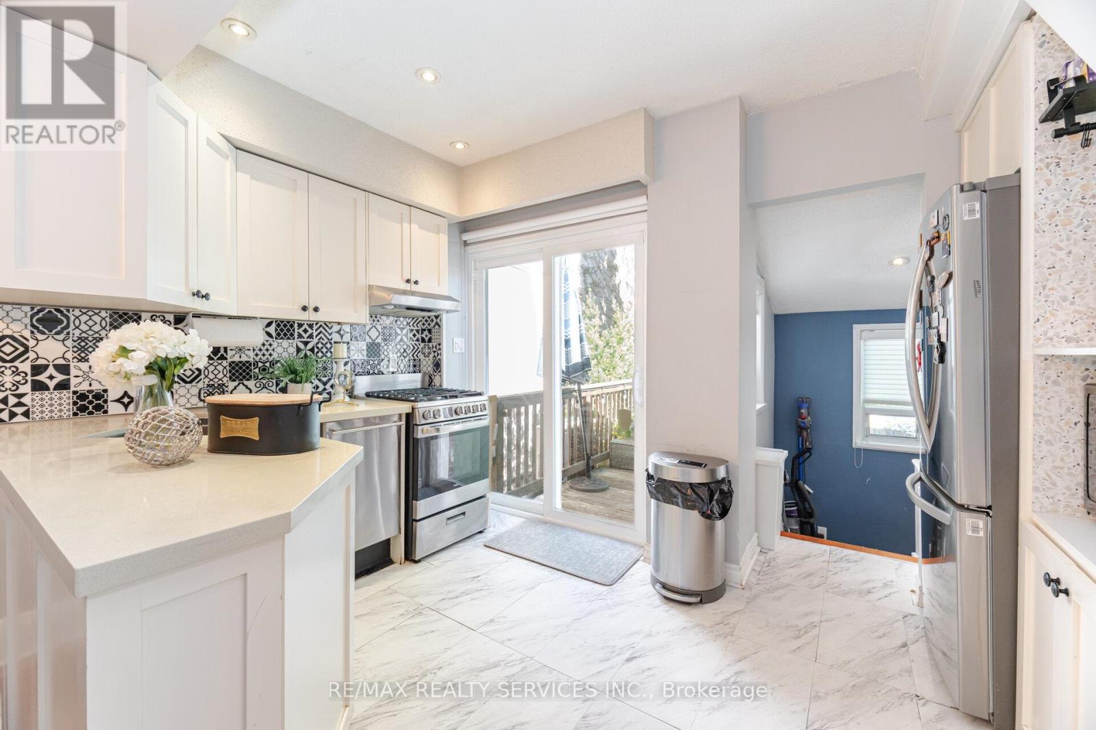 637 Hillsdale Avenue E, Toronto (Mount Pleasant East), Ontario  M4S 1V4 - Photo 20 - C12156193
