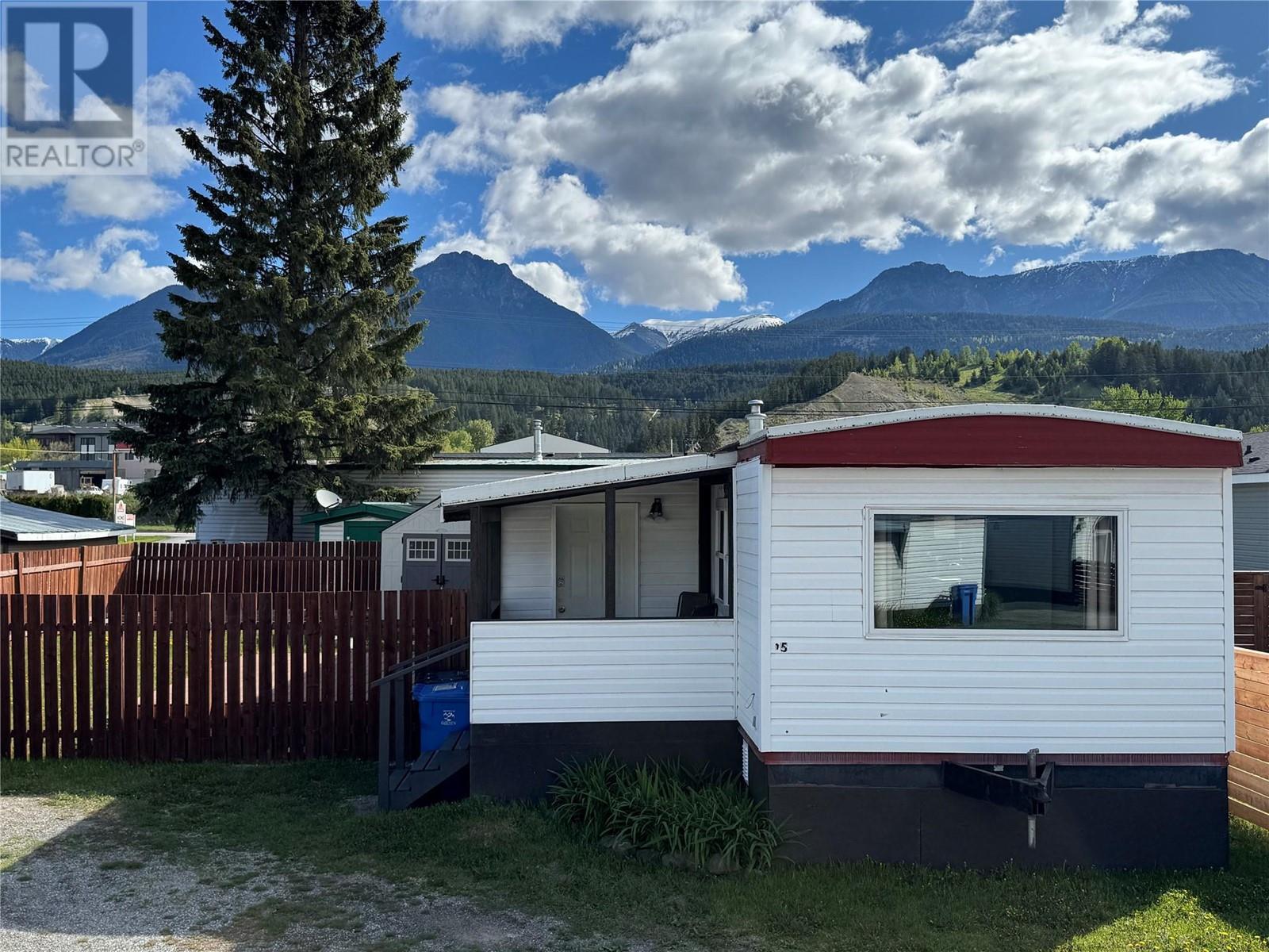 1117 10TH Avenue N Unit# 15, Golden, British Columbia
