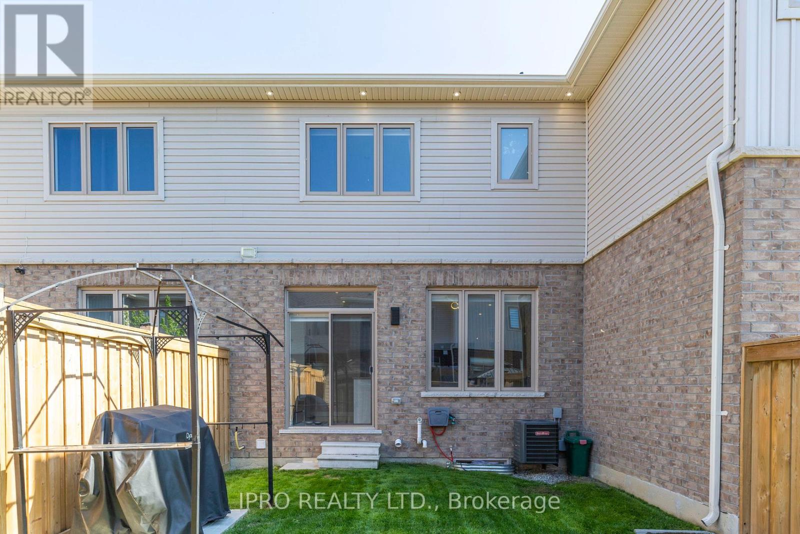 36 Clifford Crescent, New Tecumseth, Ontario  L0G 1W0 - Photo 38 - N12152541