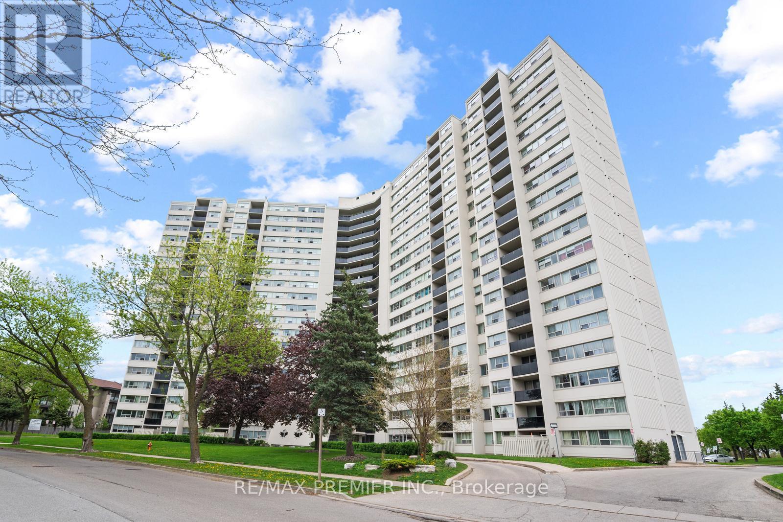 808 - 530 LOLITA GARDENS, Mississauga, Ontario
