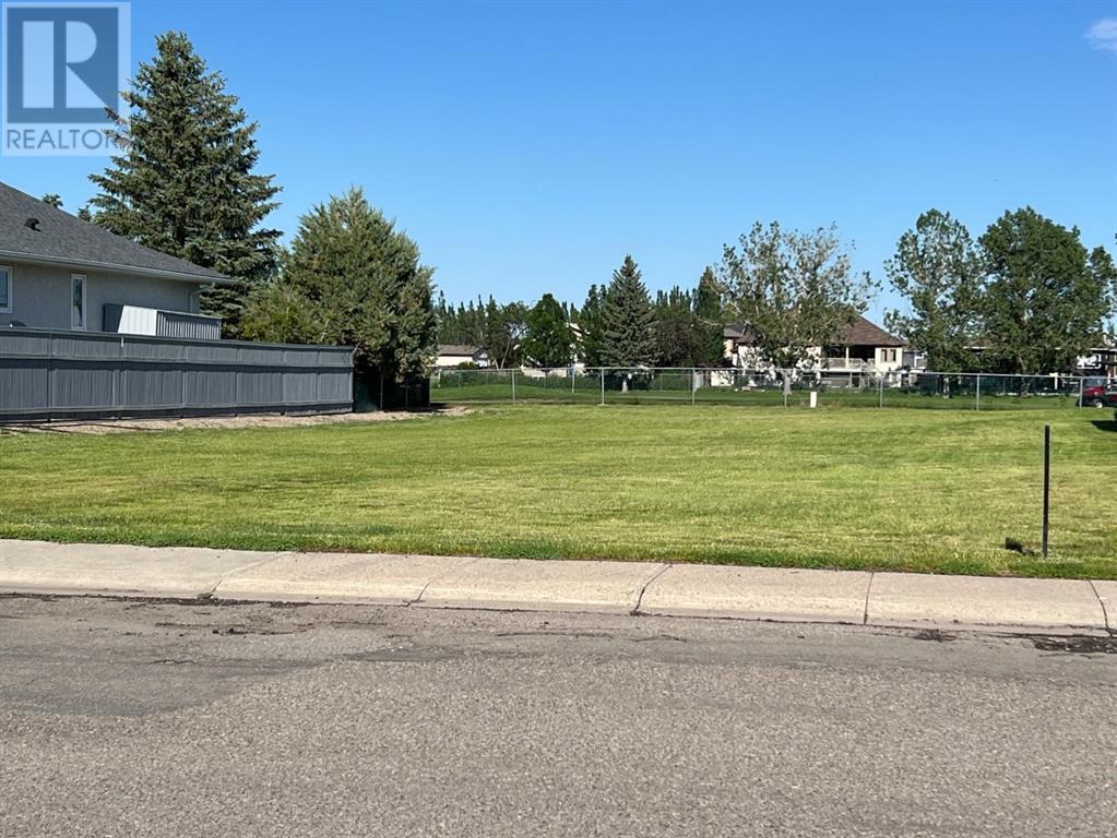 105 Fairway Drive, Coaldale, Alberta  T1M 1H1 - Photo 1 - A2221633