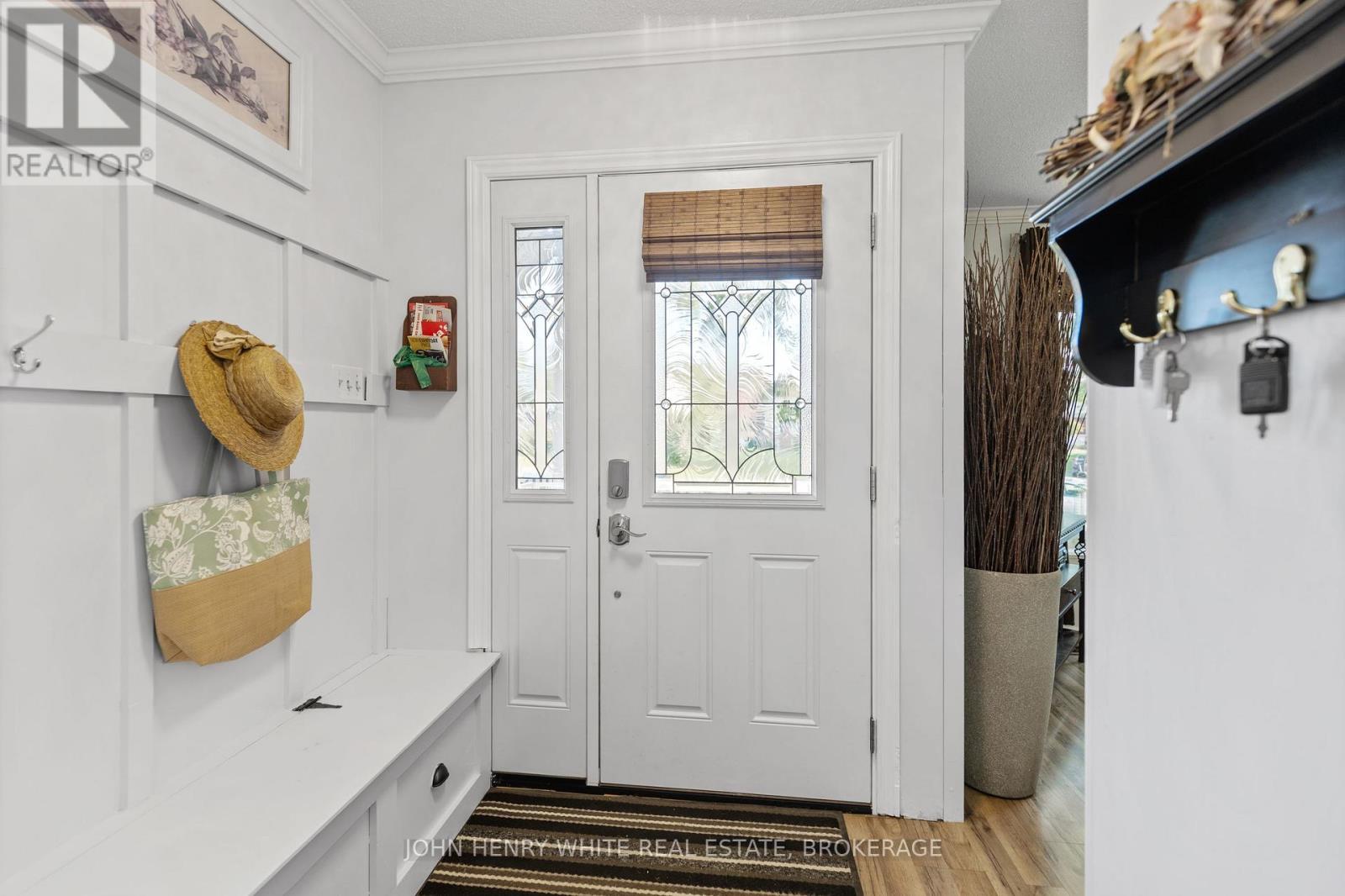 Property at 1182 QUEENSLAND PLACE image 4