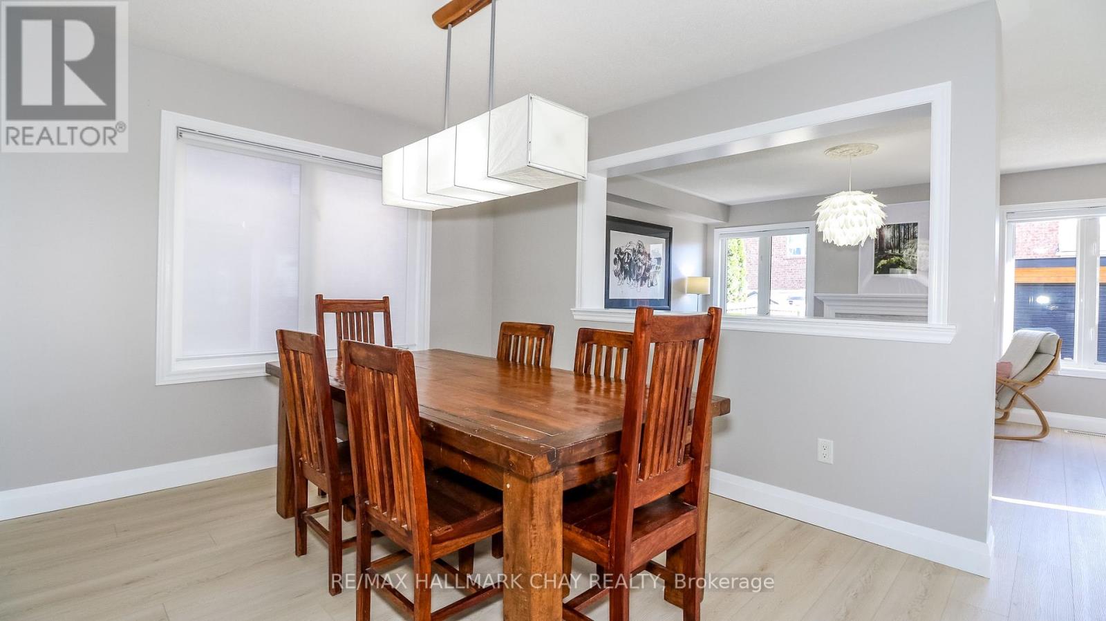 137 Meadowhawk Trail, Bradford West Gwillimbury, Ontario  L3Z 0C1 - Photo 19 - N12156159