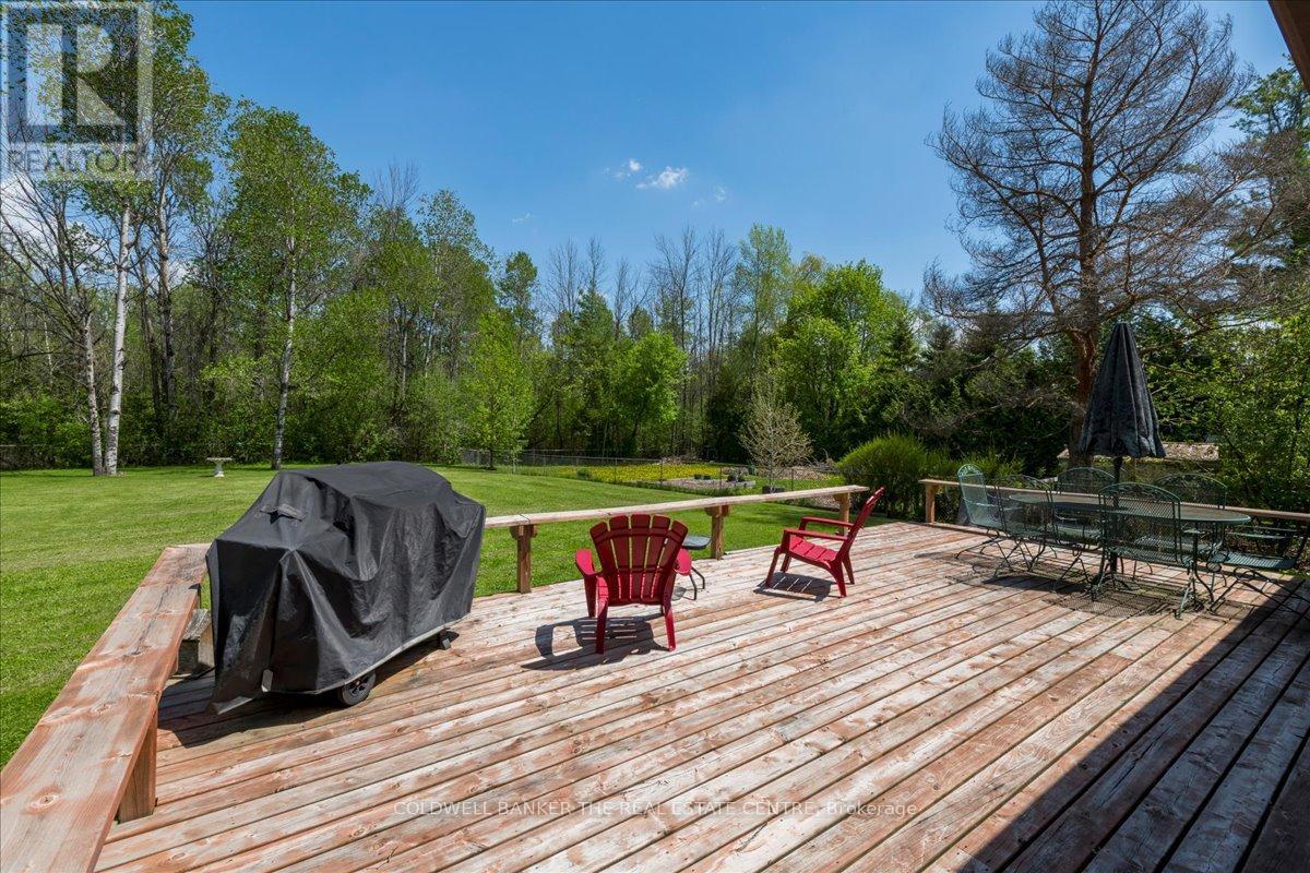 1121 Ferrier Avenue, Innisfil, Ontario  L0L 1W0 - Photo 19 - N12156162