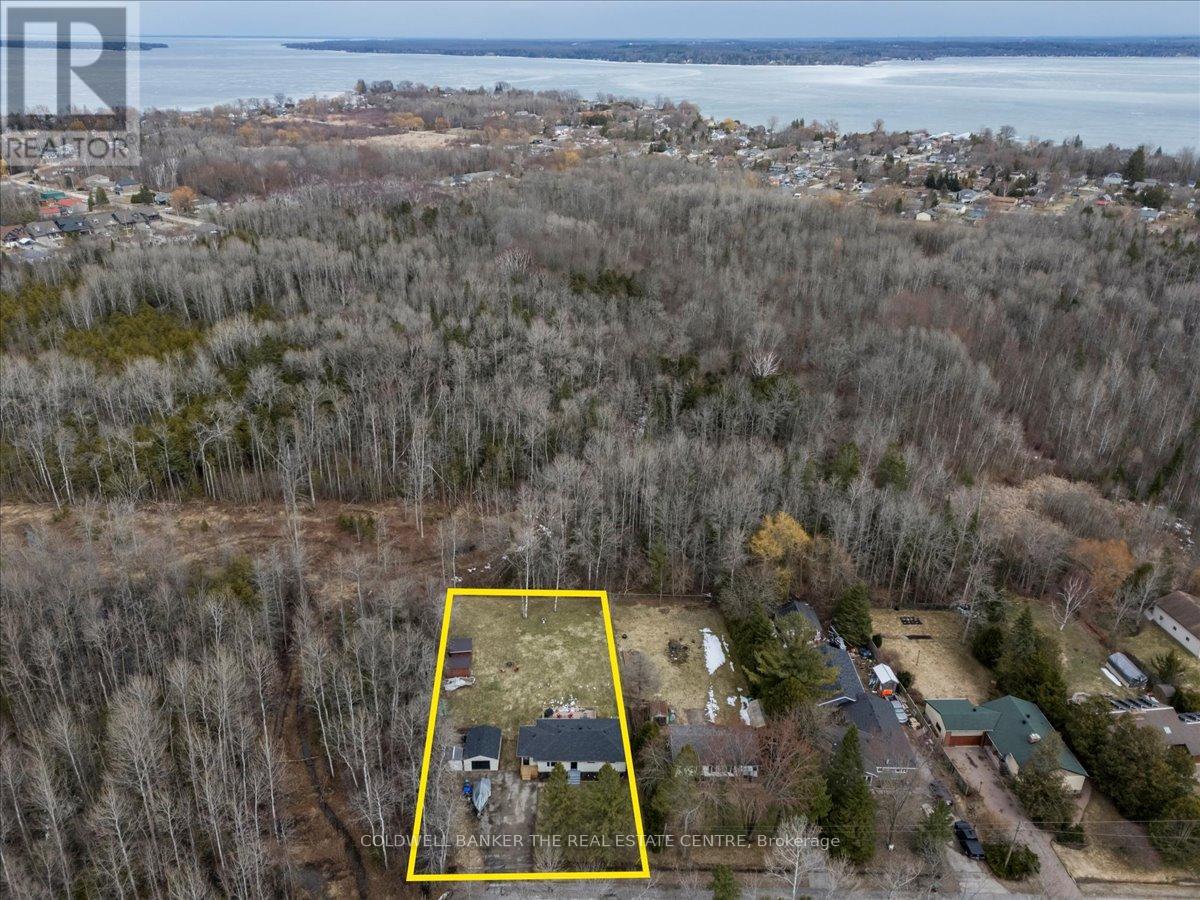 1121 Ferrier Avenue, Innisfil, Ontario  L0L 1W0 - Photo 27 - N12156162