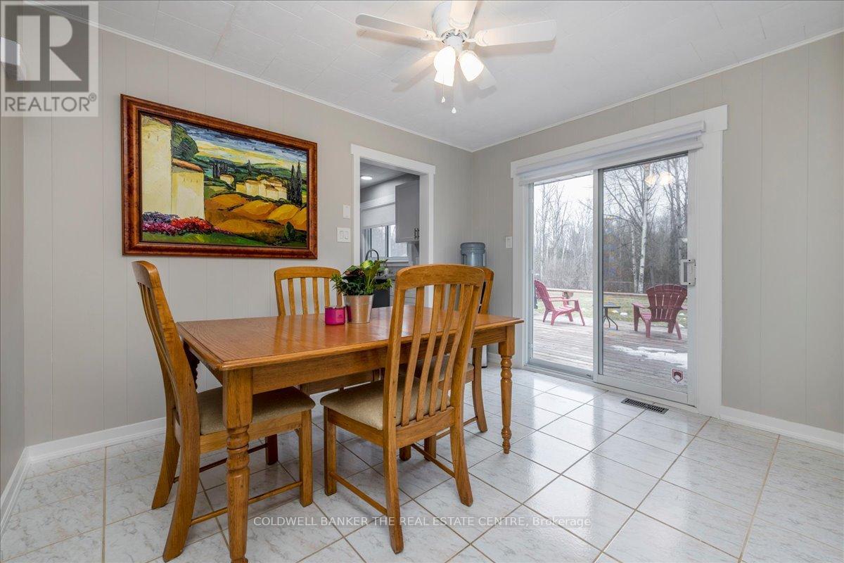 1121 Ferrier Avenue, Innisfil, Ontario  L0L 1W0 - Photo 7 - N12156162