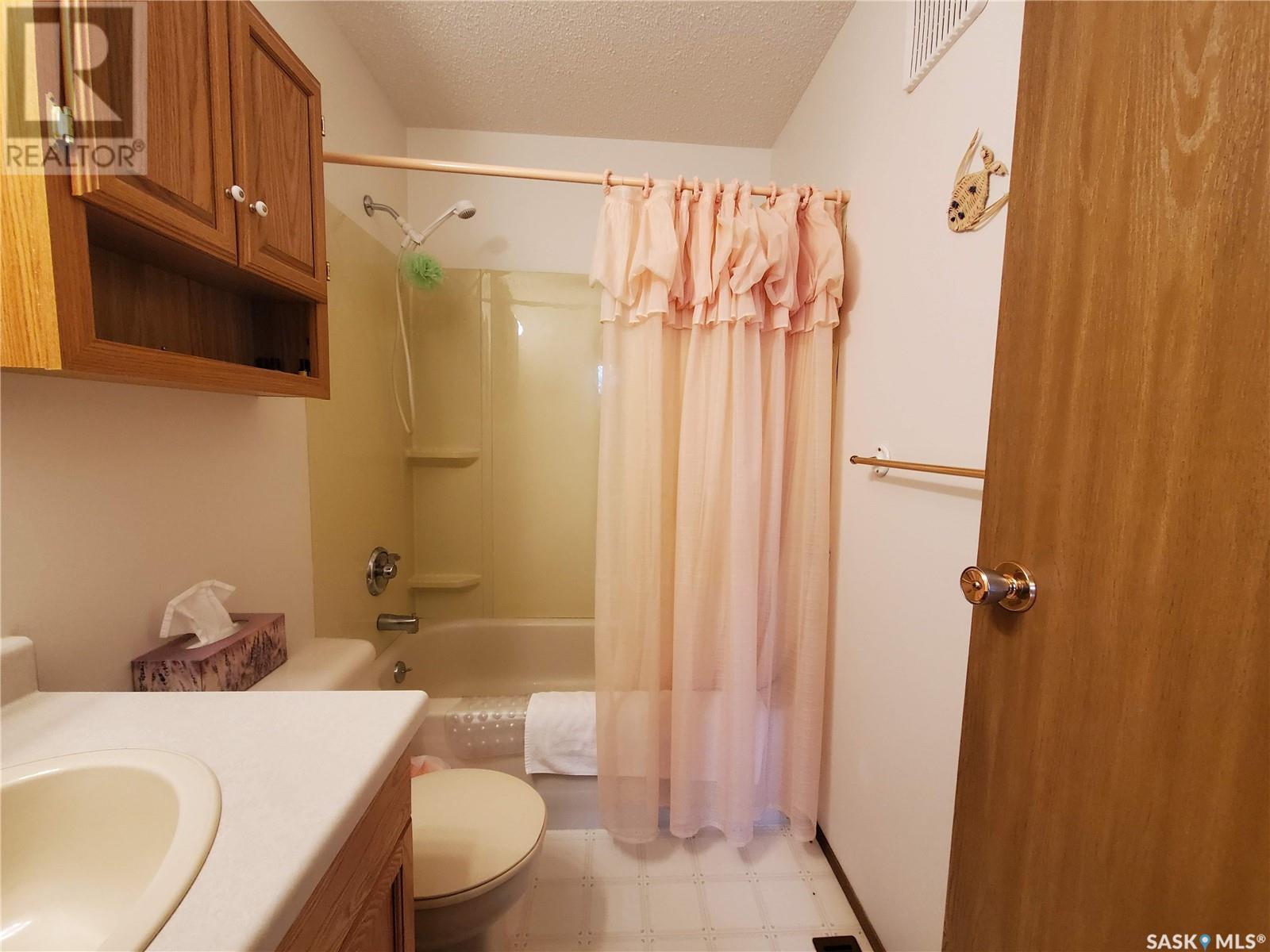 905 Togo Avenue, Kamsack, Saskatchewan  S0A 1S0 - Photo 9 - SK006264