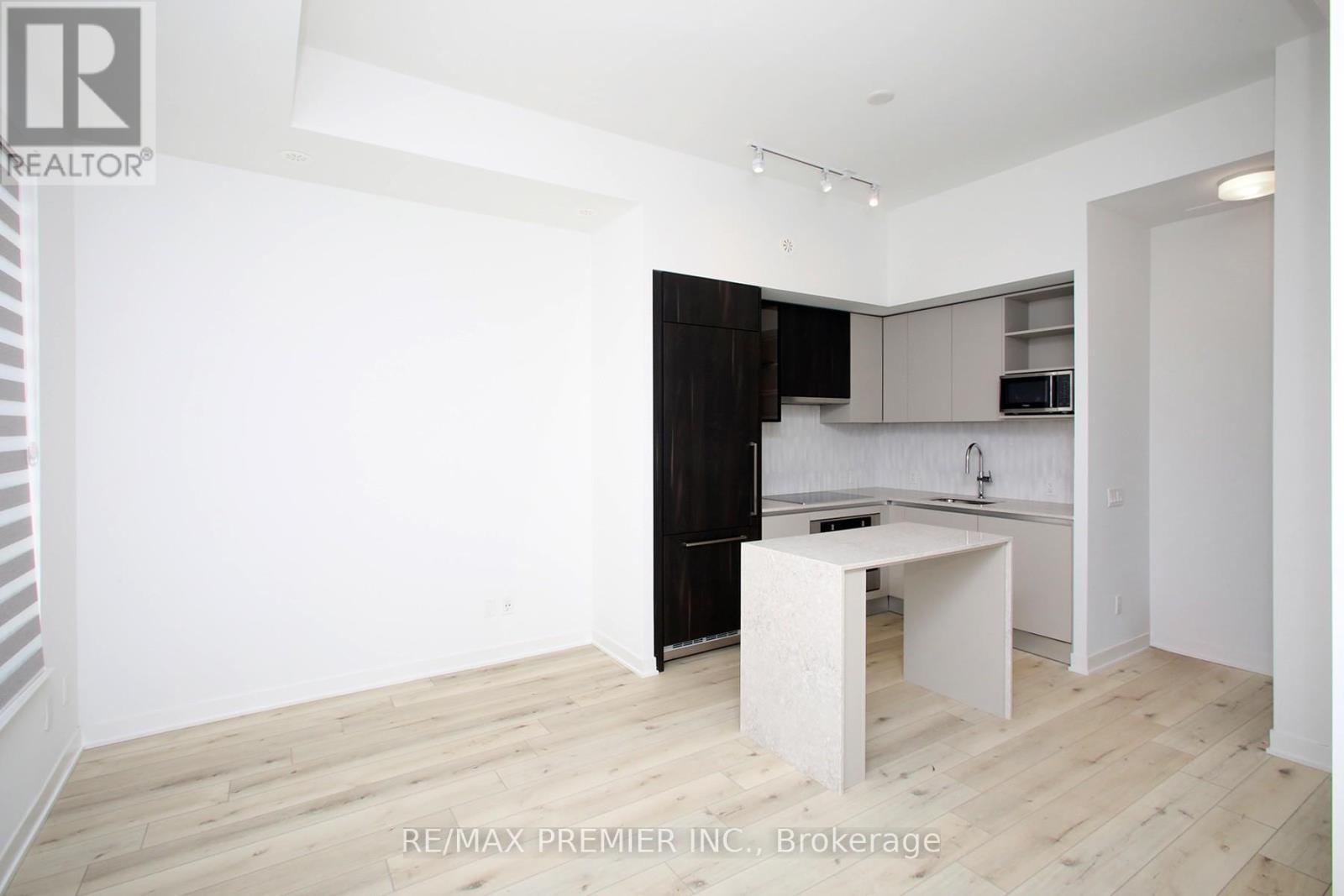 135 - 3020 Trailside Drive, Oakville, Ontario  L6M 4M2 - Photo 11 - W12156200