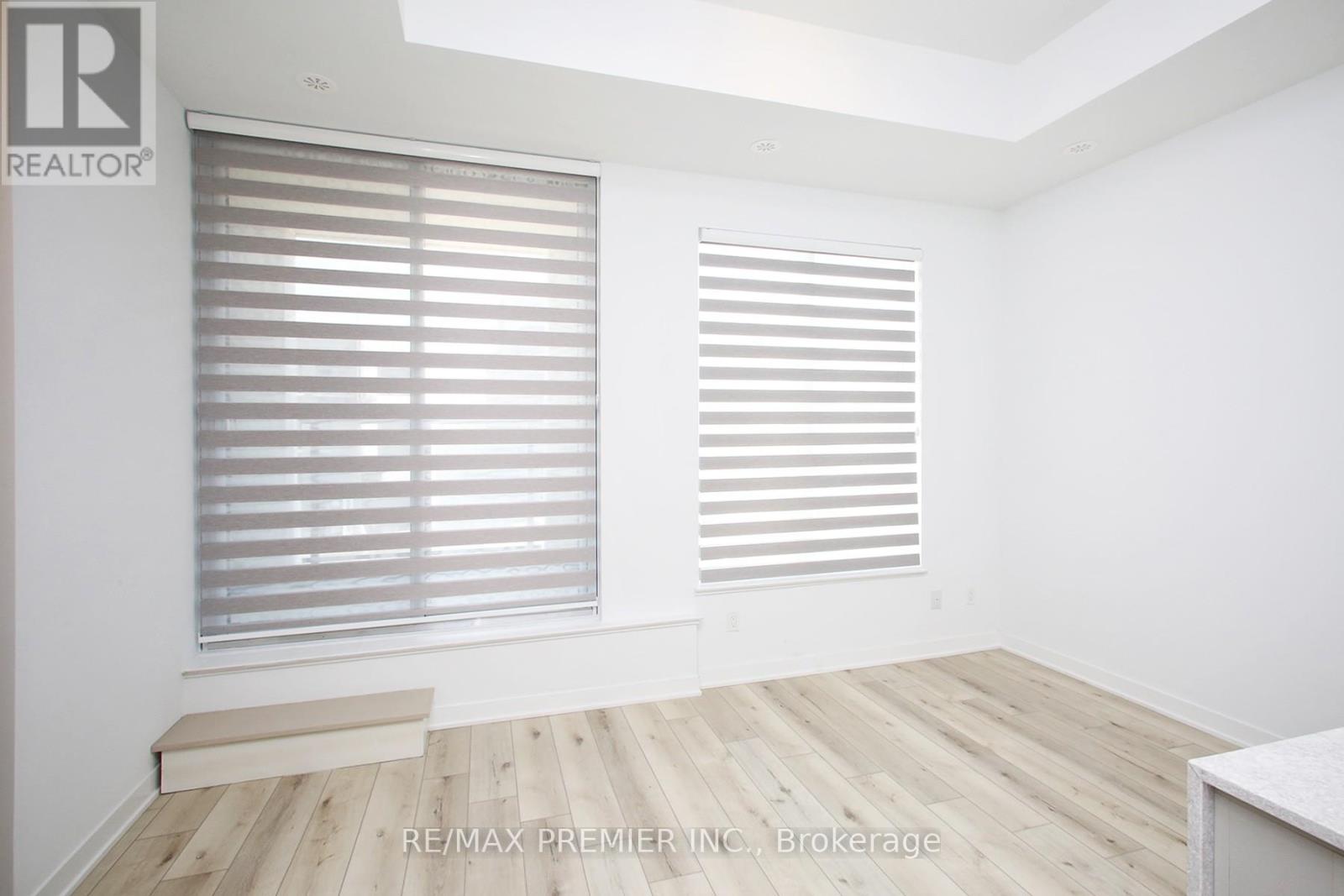 135 - 3020 Trailside Drive, Oakville, Ontario  L6M 4M2 - Photo 12 - W12156200