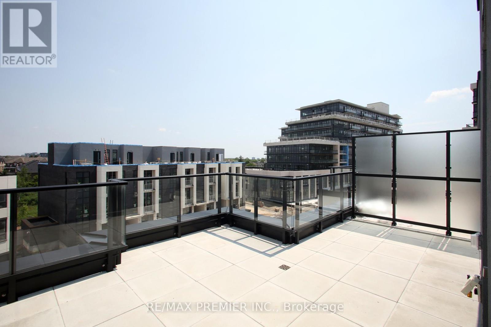 135 - 3020 Trailside Drive, Oakville, Ontario  L6M 4M2 - Photo 3 - W12156200