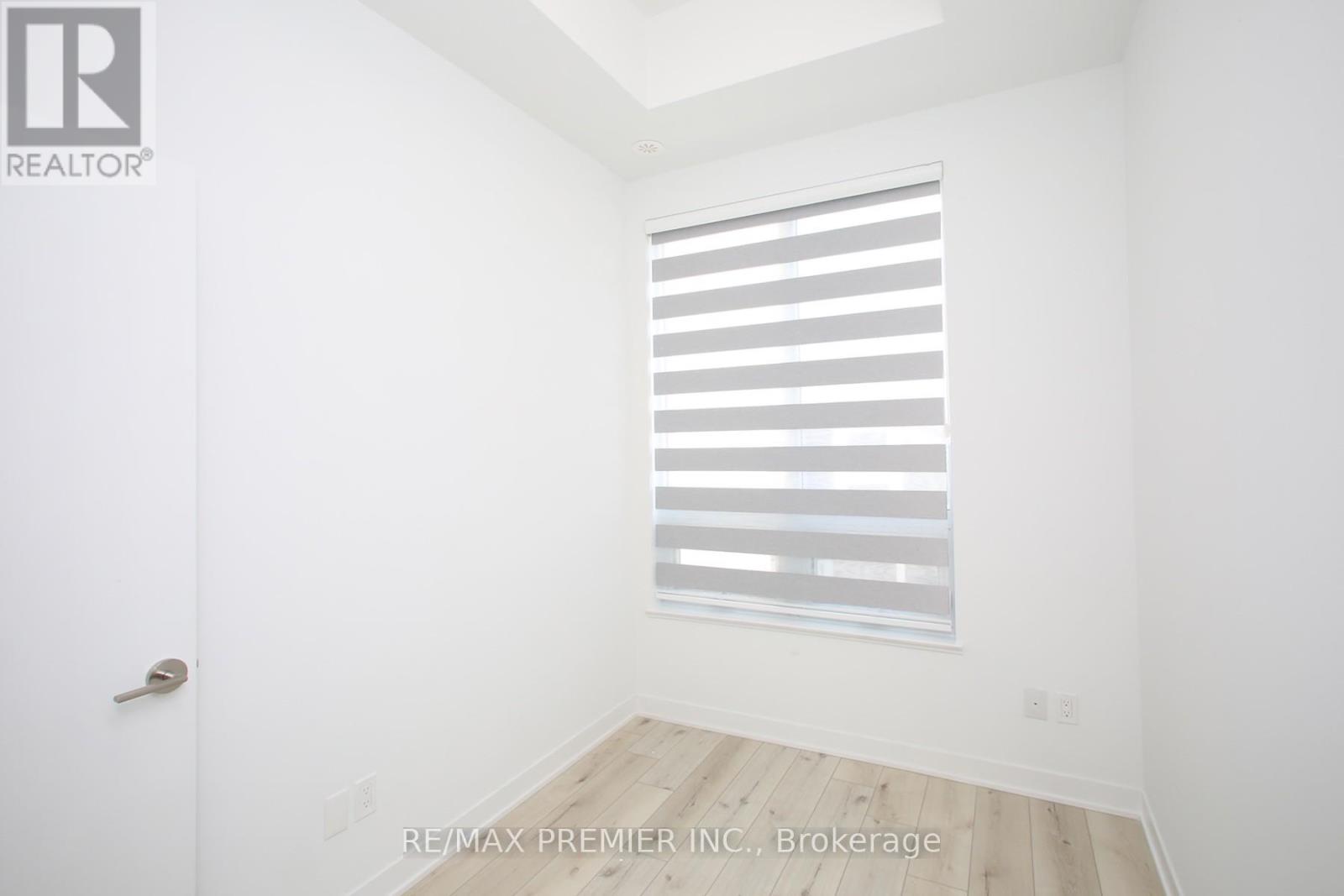 135 - 3020 Trailside Drive, Oakville, Ontario  L6M 4M2 - Photo 8 - W12156200