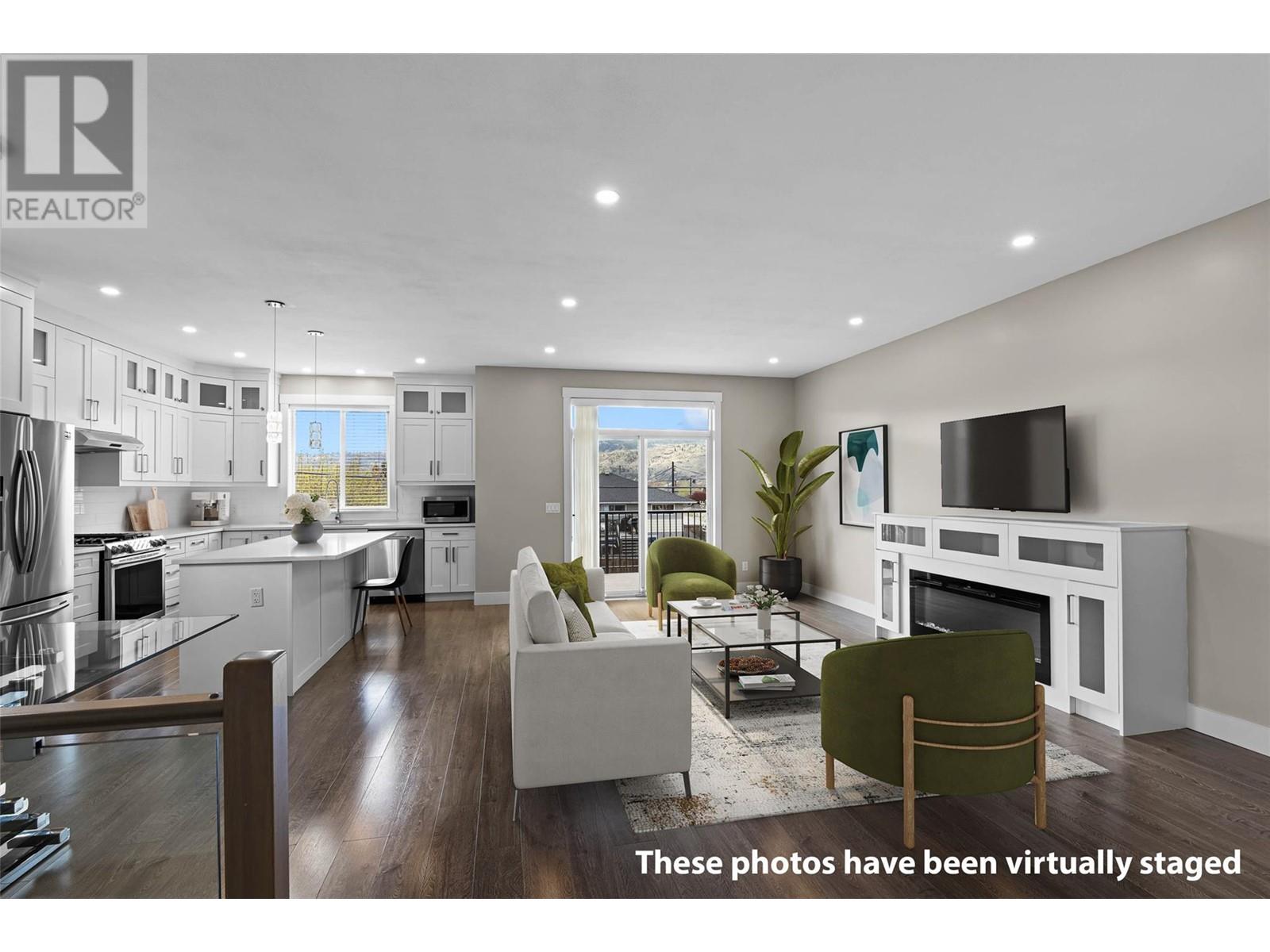 Property at 967 LETHBRIDGE Avenue image 3