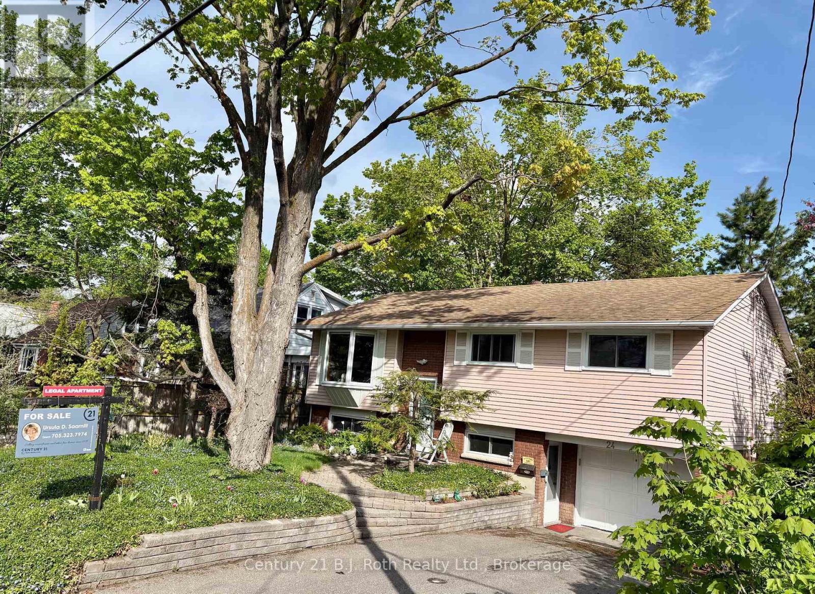 24 CHAMPLAIN STREET, orillia, Ontario