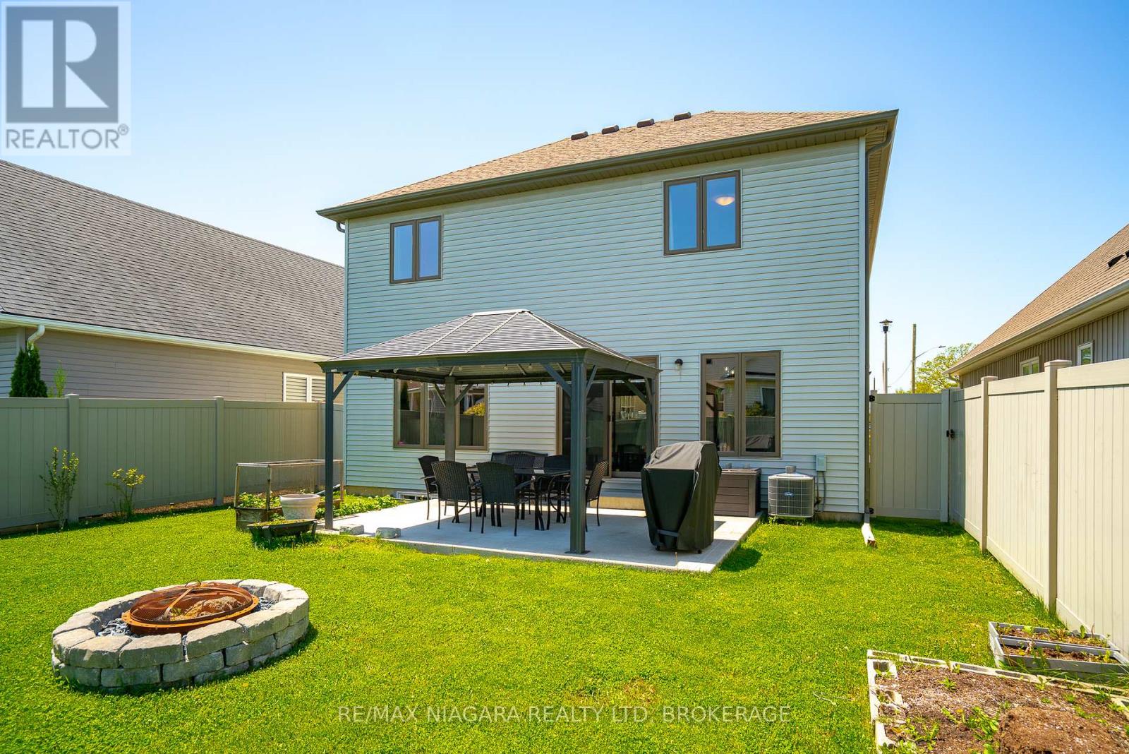 179 Classic Avenue, Welland, Ontario  L3B 0A3 - Photo 7 - X12156248