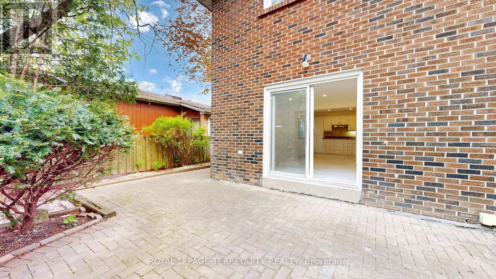 219 Dunview Avenue, Toronto, Ontario  M2N 4H9 - Photo 46 - C12132931
