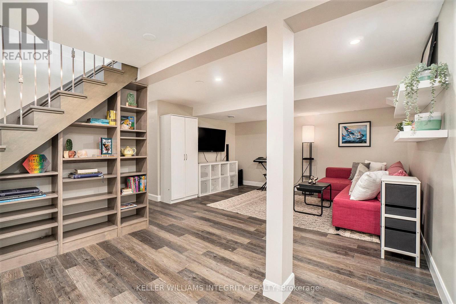 673 La Verendrye Drive, Ottawa, Ontario  K1J 7X5 - Photo 24 - X12153114