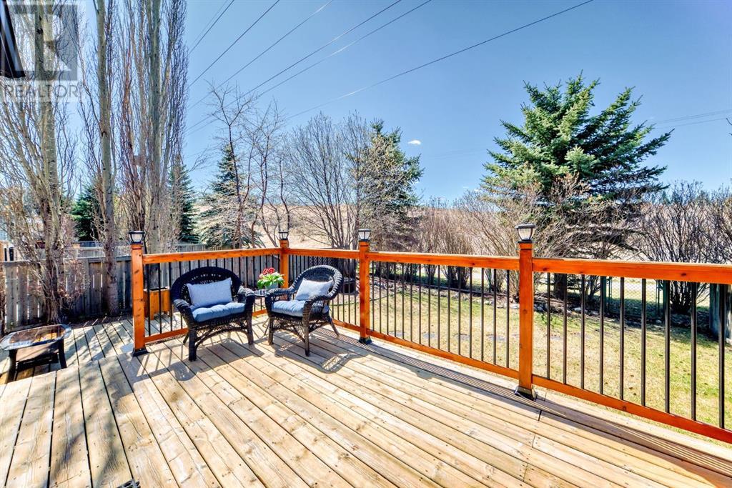 92 Bow Ridge Crescent, Cochrane, Alberta  T4C 1V1 - Photo 15 - A2216760